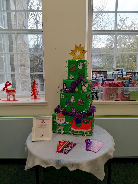 Thurso Library - Christmas tree and decorations made by Children and Young people Supported by CASWA.